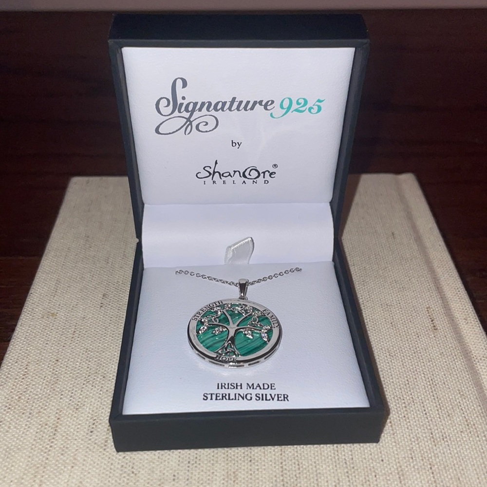 Irish tree of life representing real Swarovski crystal.